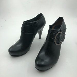 Elegant Black Leather Ankle Boots by Elegan - Size 8 - Classic Stylish Design